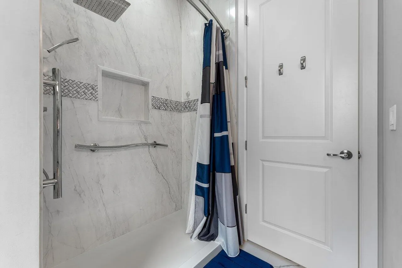 032-9131GrandPrixLane-BoyntonBeach-FL-33