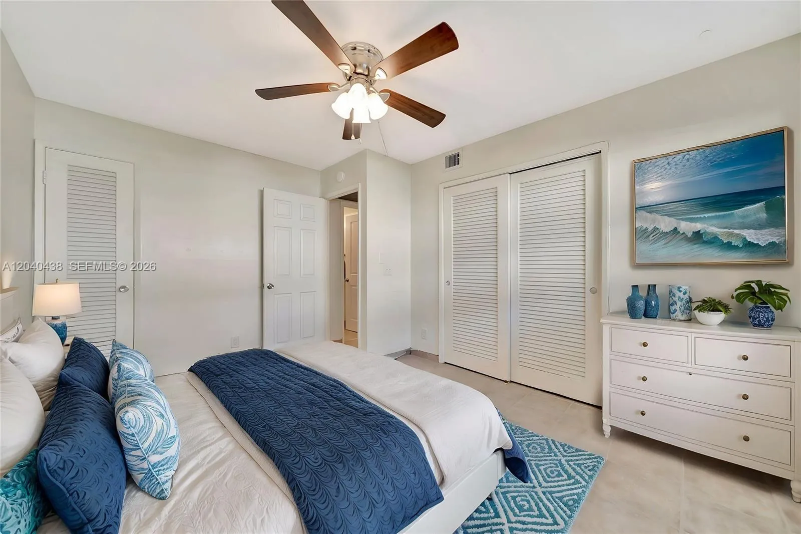 2nd Bedroom / VIRTUALLY STAGED