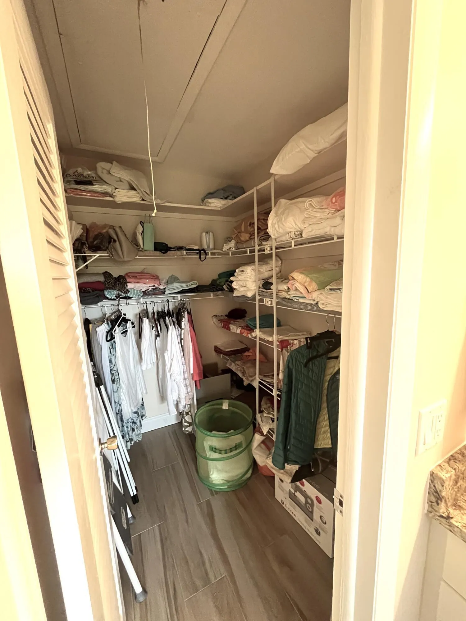 Walk-in closet