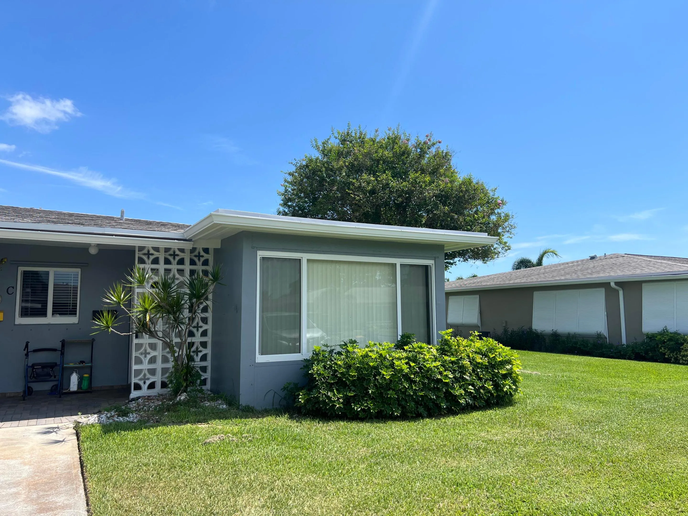 Front 1 - corner unit