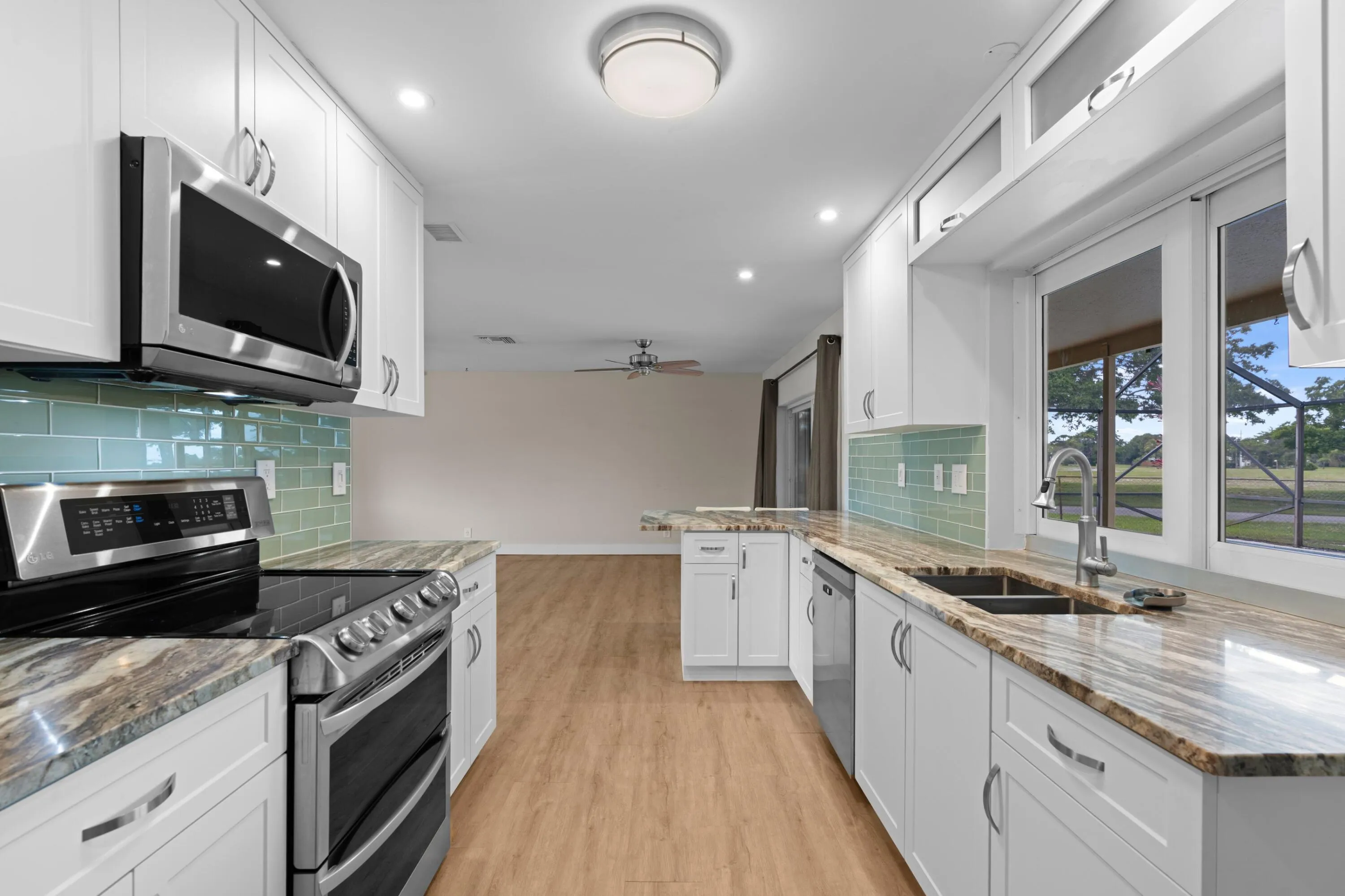 4100 NW 7th Street - Kitchen 3