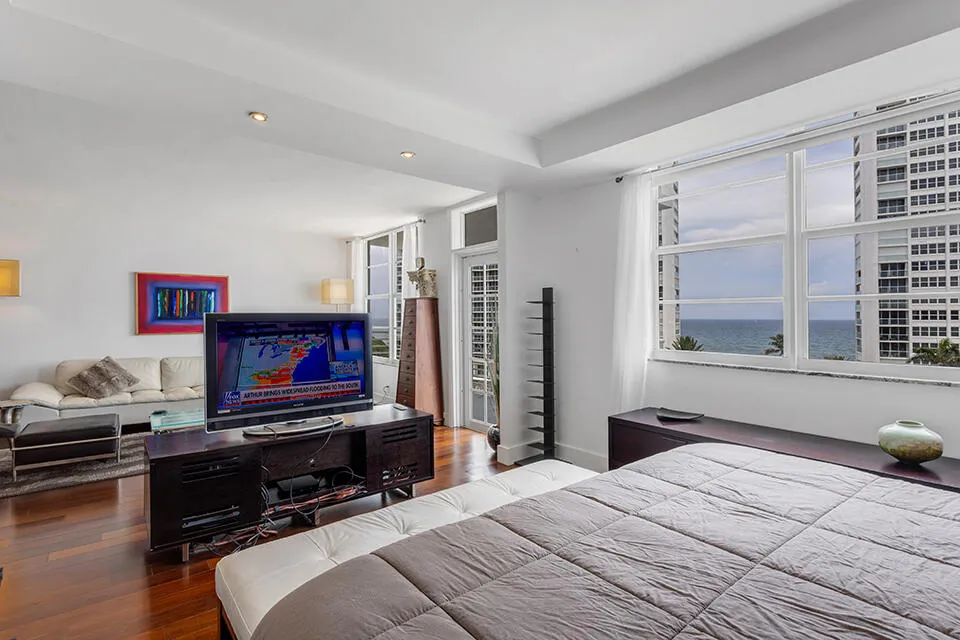 Wake up to sunrises over the Ocean!