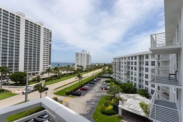Southern view down to the Deerfield Pier