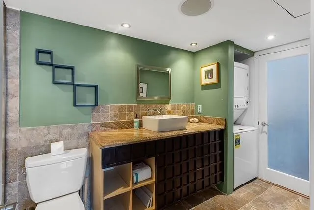 New washer & dryer for your convenience.