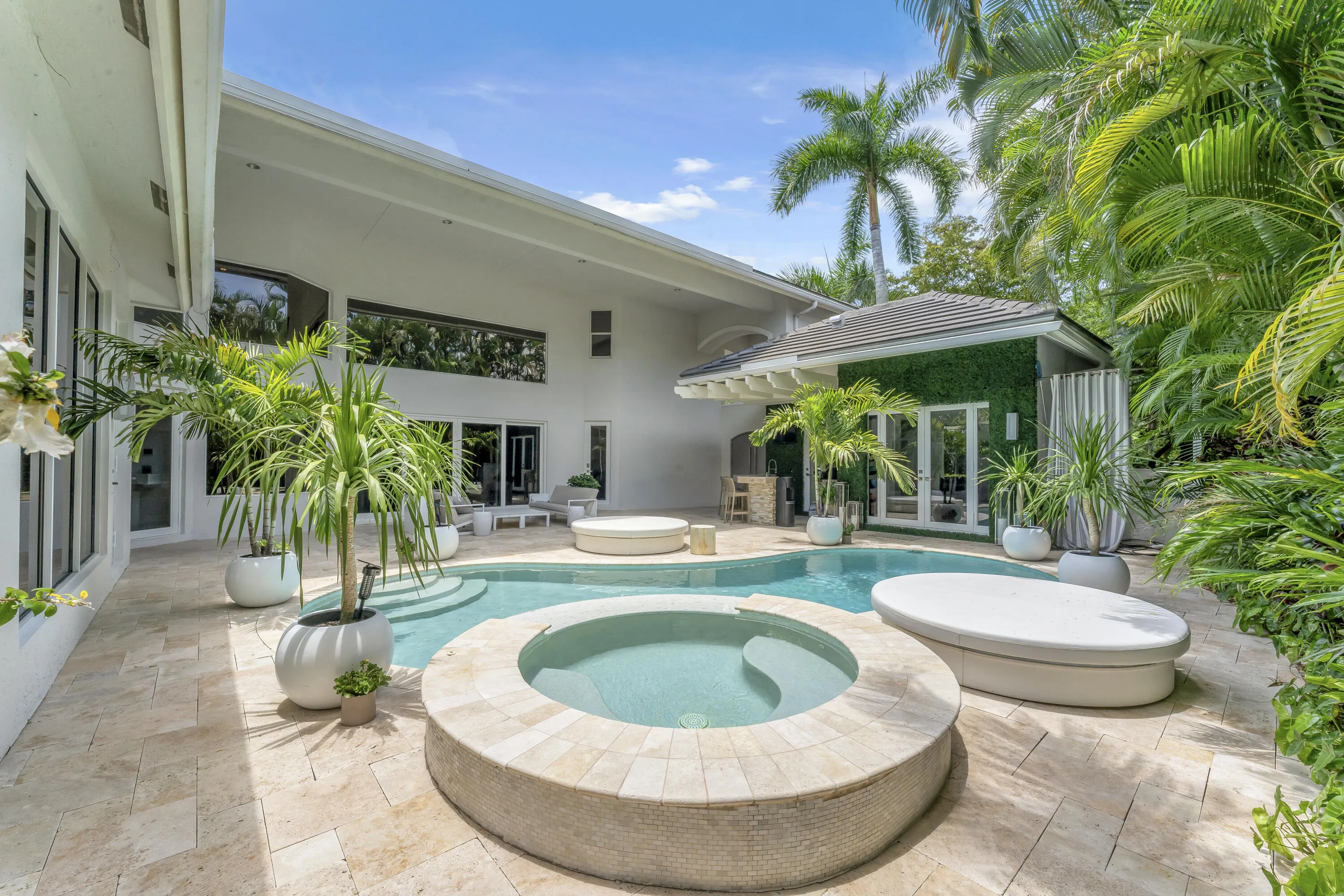 3156 NW 61st st-37