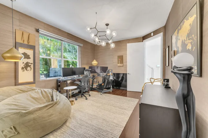 3156 NW 61st st-23