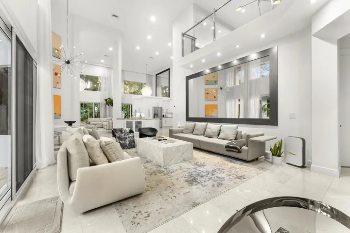 3156 NW 61st st-16