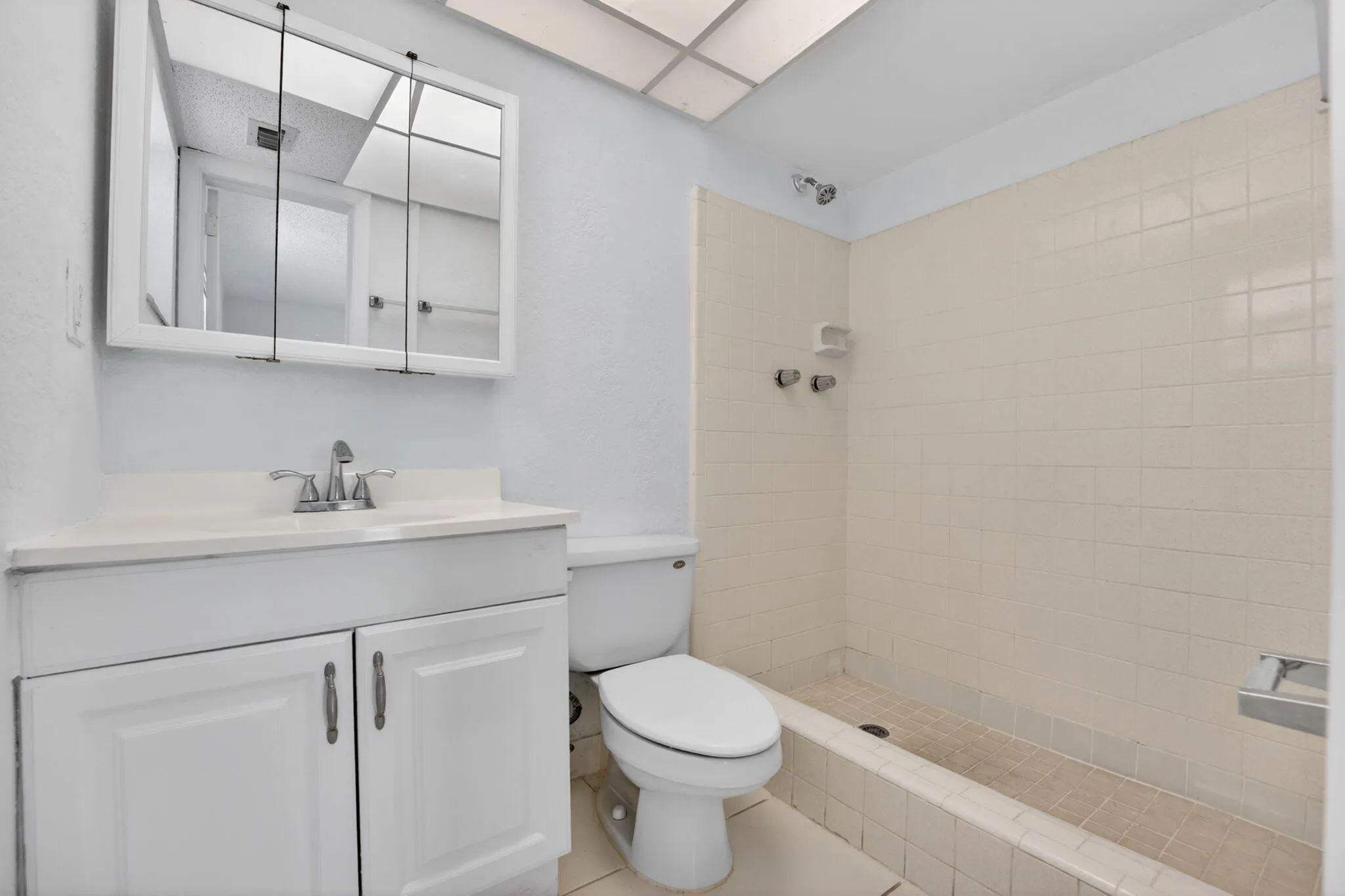 Master Bathroom - shower