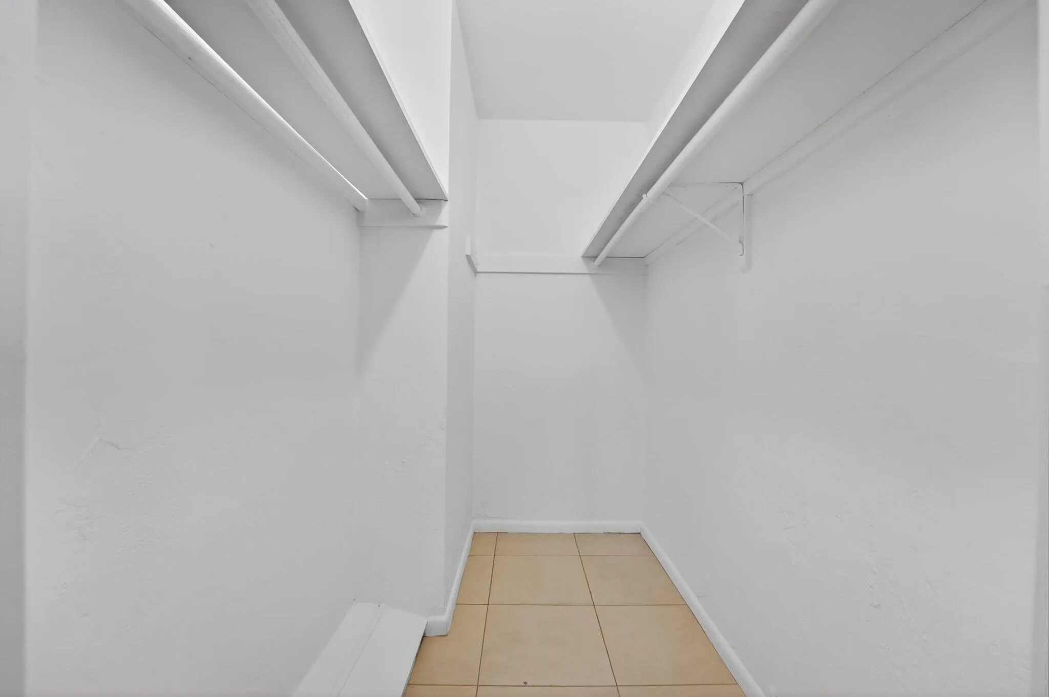 Walk-in closet