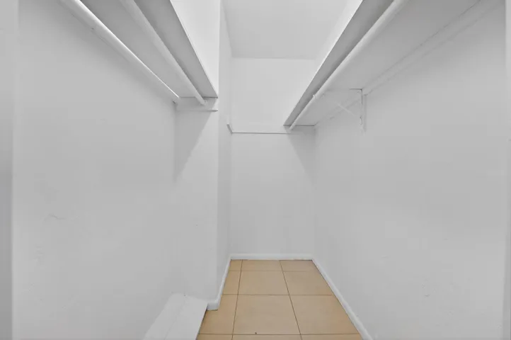 Walk-in closet