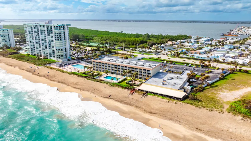 9800 S Ocean Drive #415-6