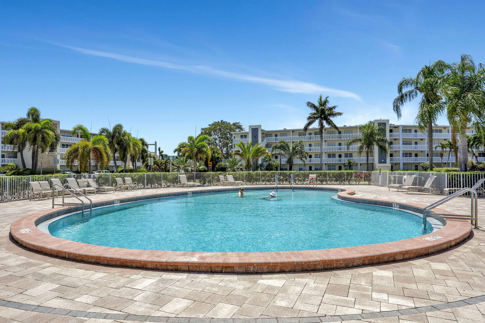 432 GRANTHAM B 1BR/2BA