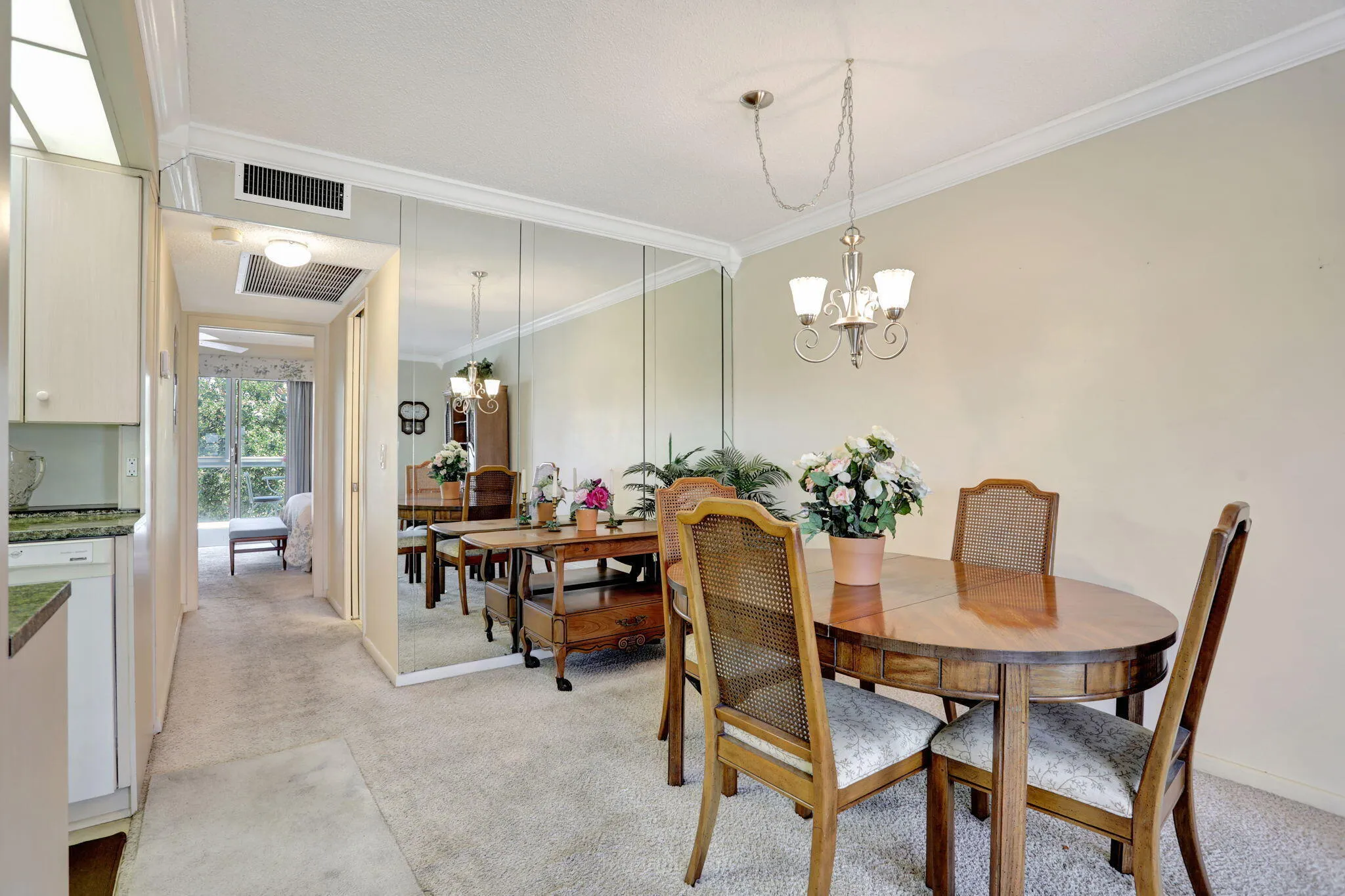432 GRANTHAM B 1BR/2BA