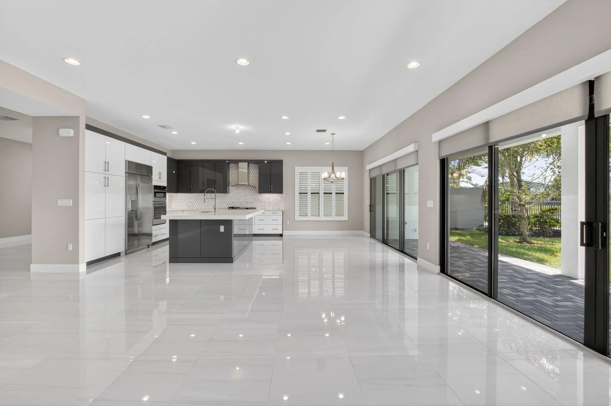 Kitchen/ Family Room