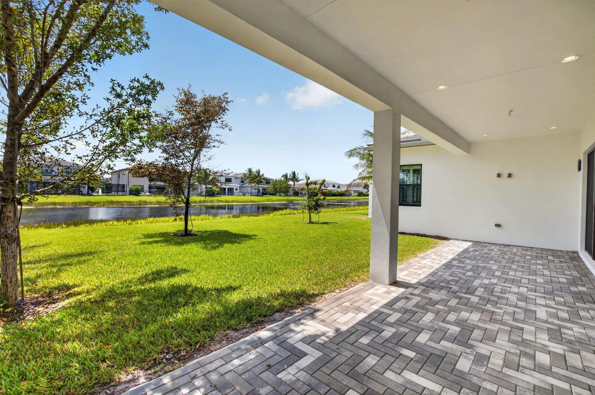 Rear Lanai