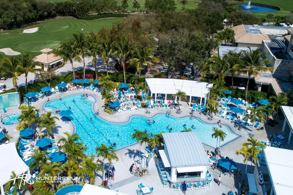 04 HR Resort Pool