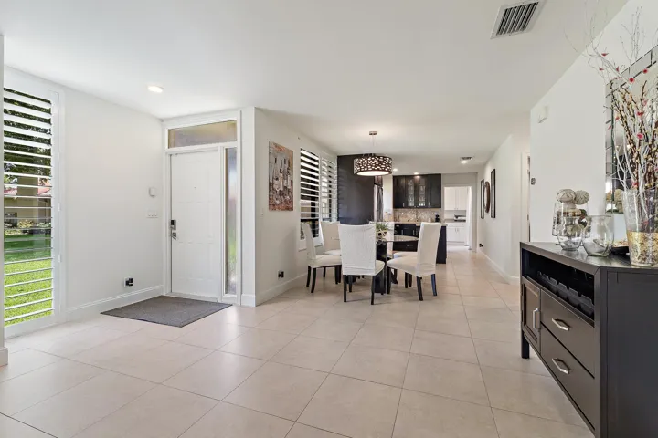 016-261OldMeadowWay-PalmBeachGardens-SMA