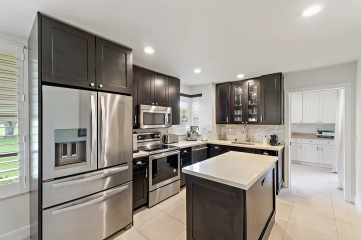 019-261OldMeadowWay-PalmBeachGardens-SMA