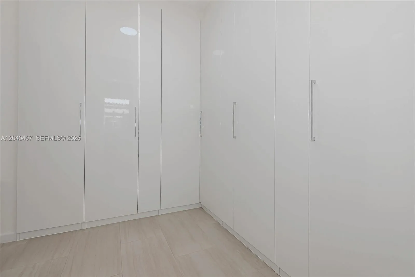 master double closet area