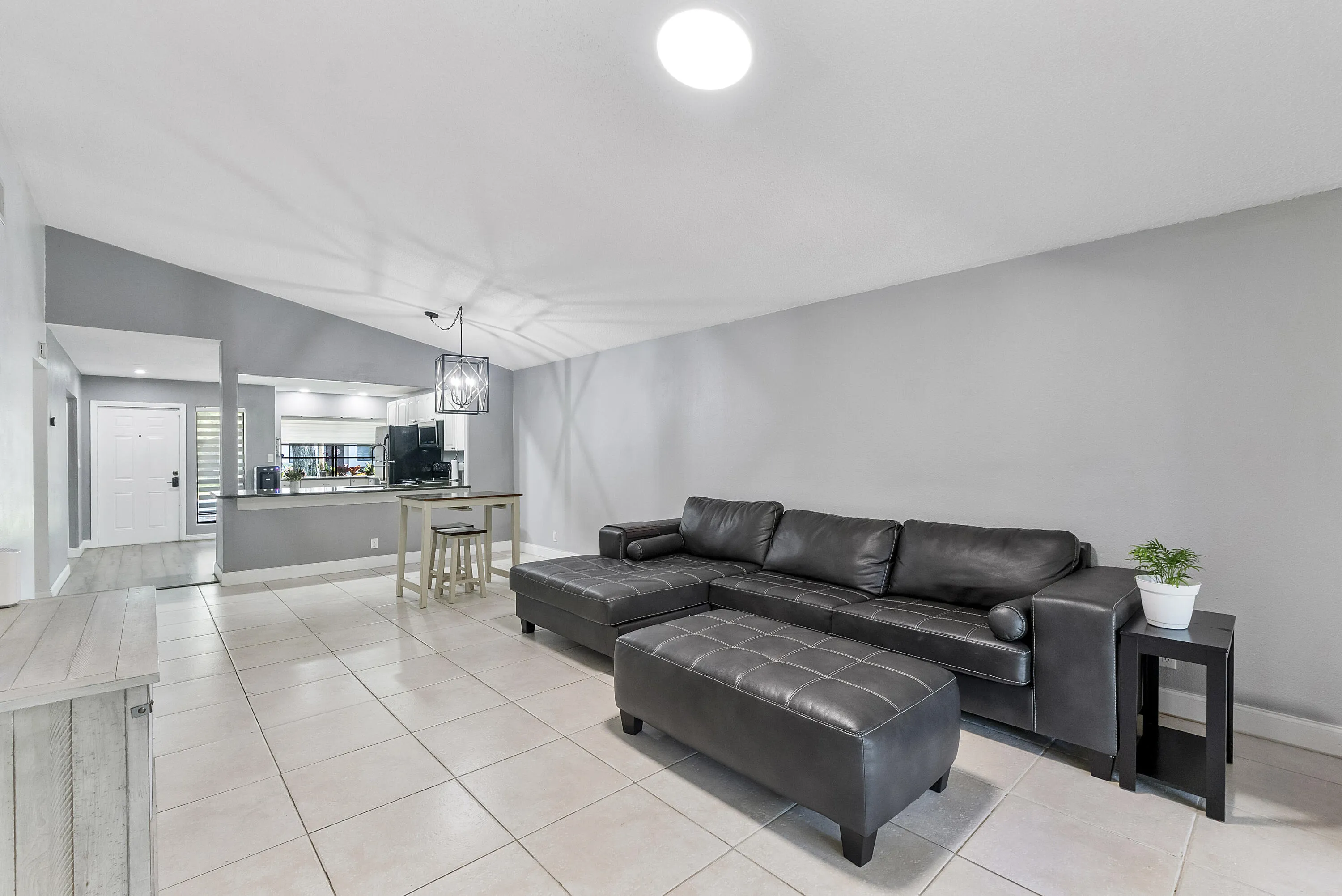 4149 Palm Forest Dr S_012