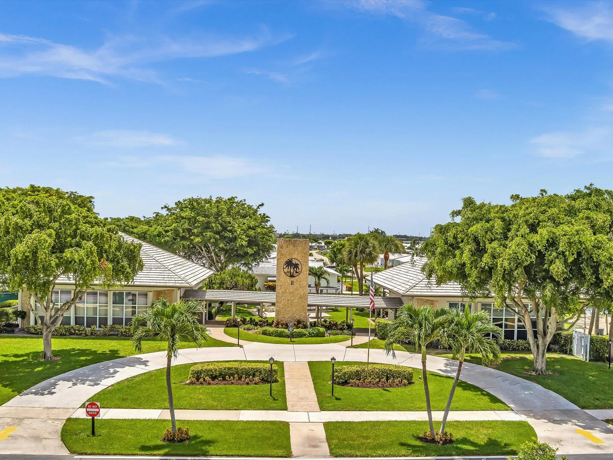 Clubhouse & Exercise Building