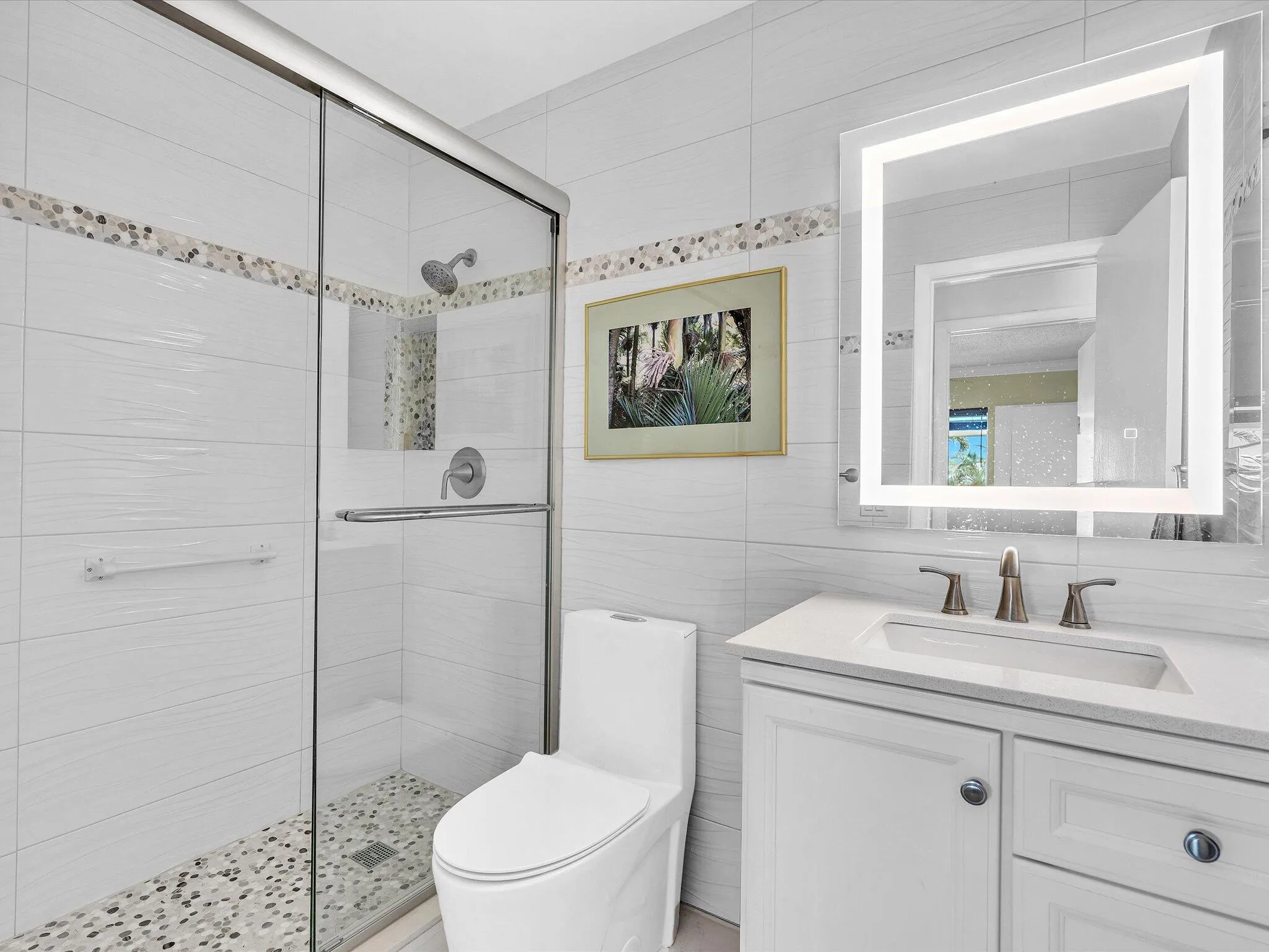 "Wave" Tile walls