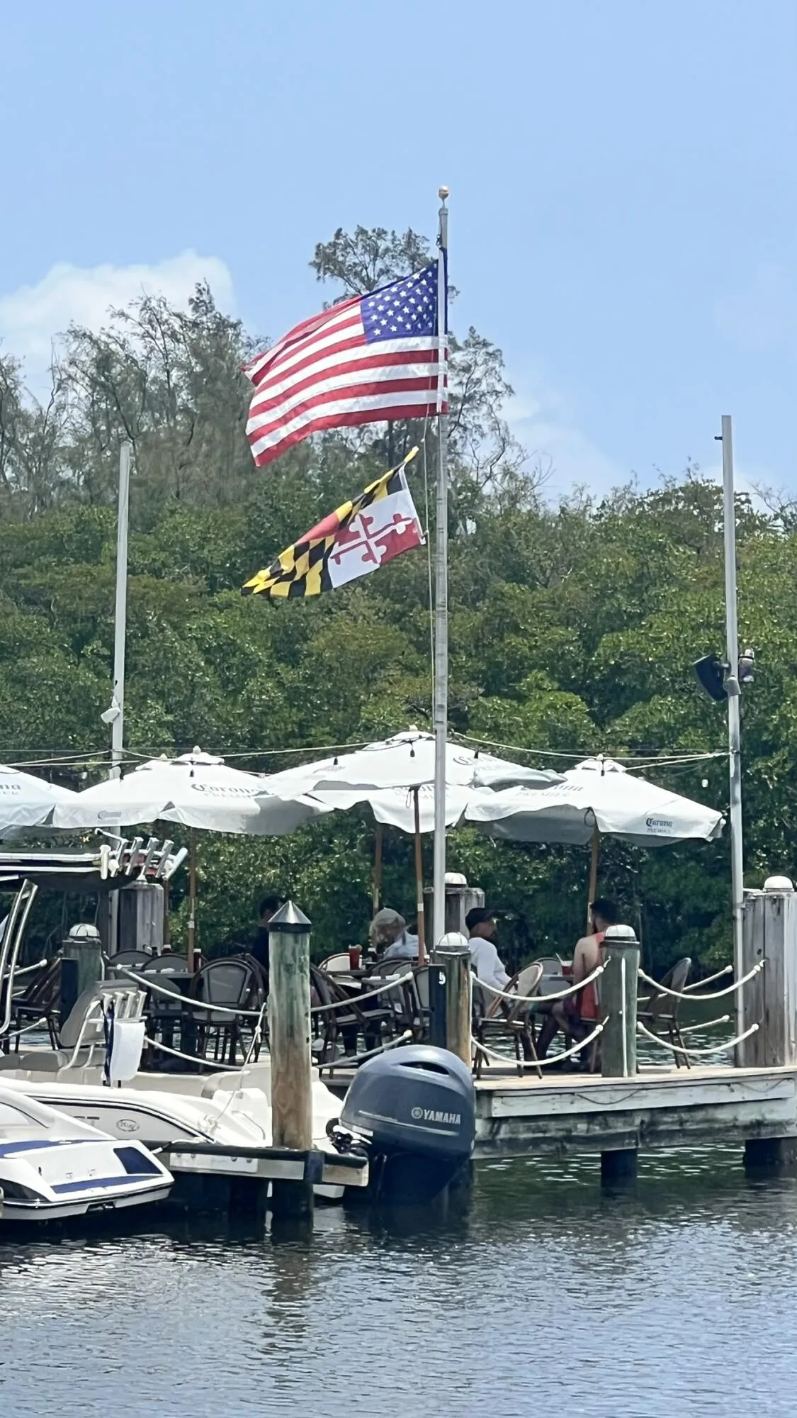 Dine on the Intracoastal
