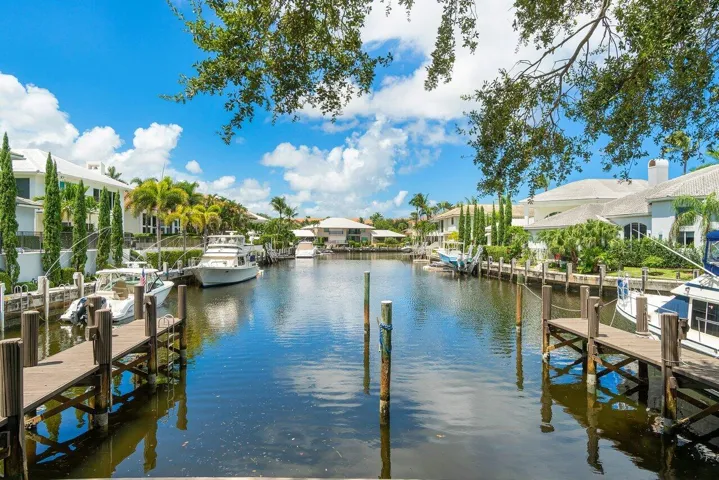 Boca Marina Amenities