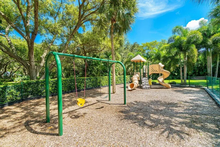 Boca Marina Amenities
