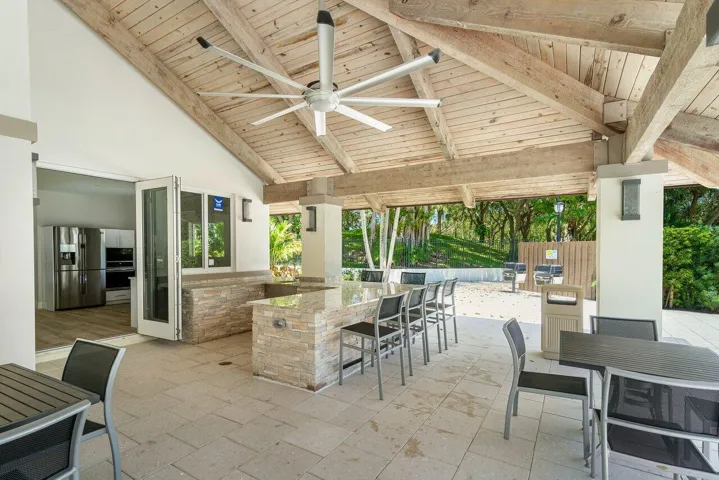 Boca Marina Amenities