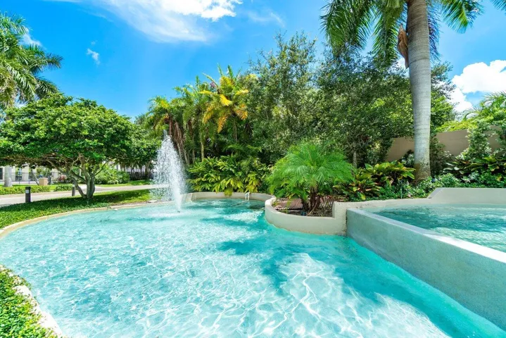 Boca Marina Amenities