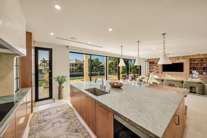 018-5344BocaMarinaCircleNorth-BocaRaton-