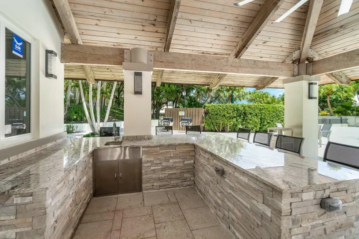 Boca Marina Amenities