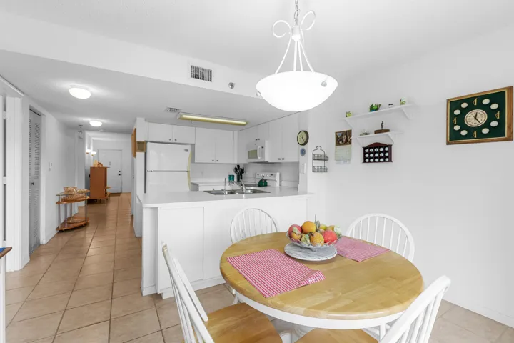 Roomy kitchen