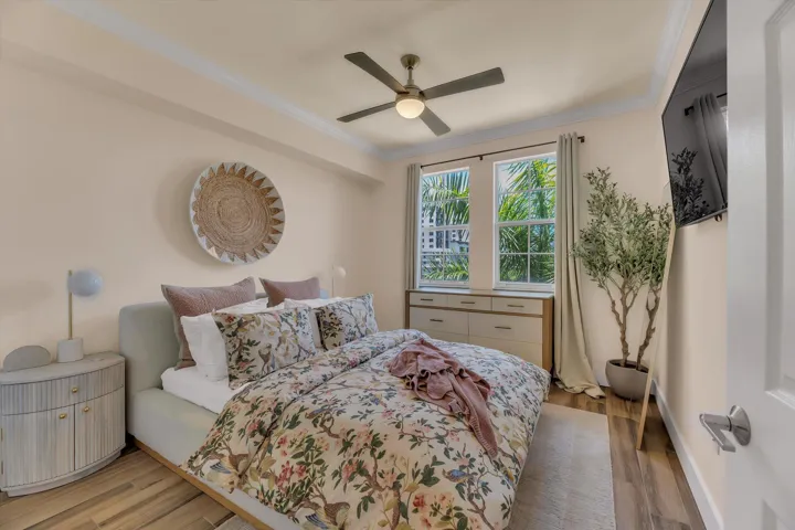 29-533 NE 3rd Ave unit 512-29