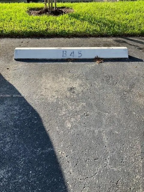 Assignec Parking B45