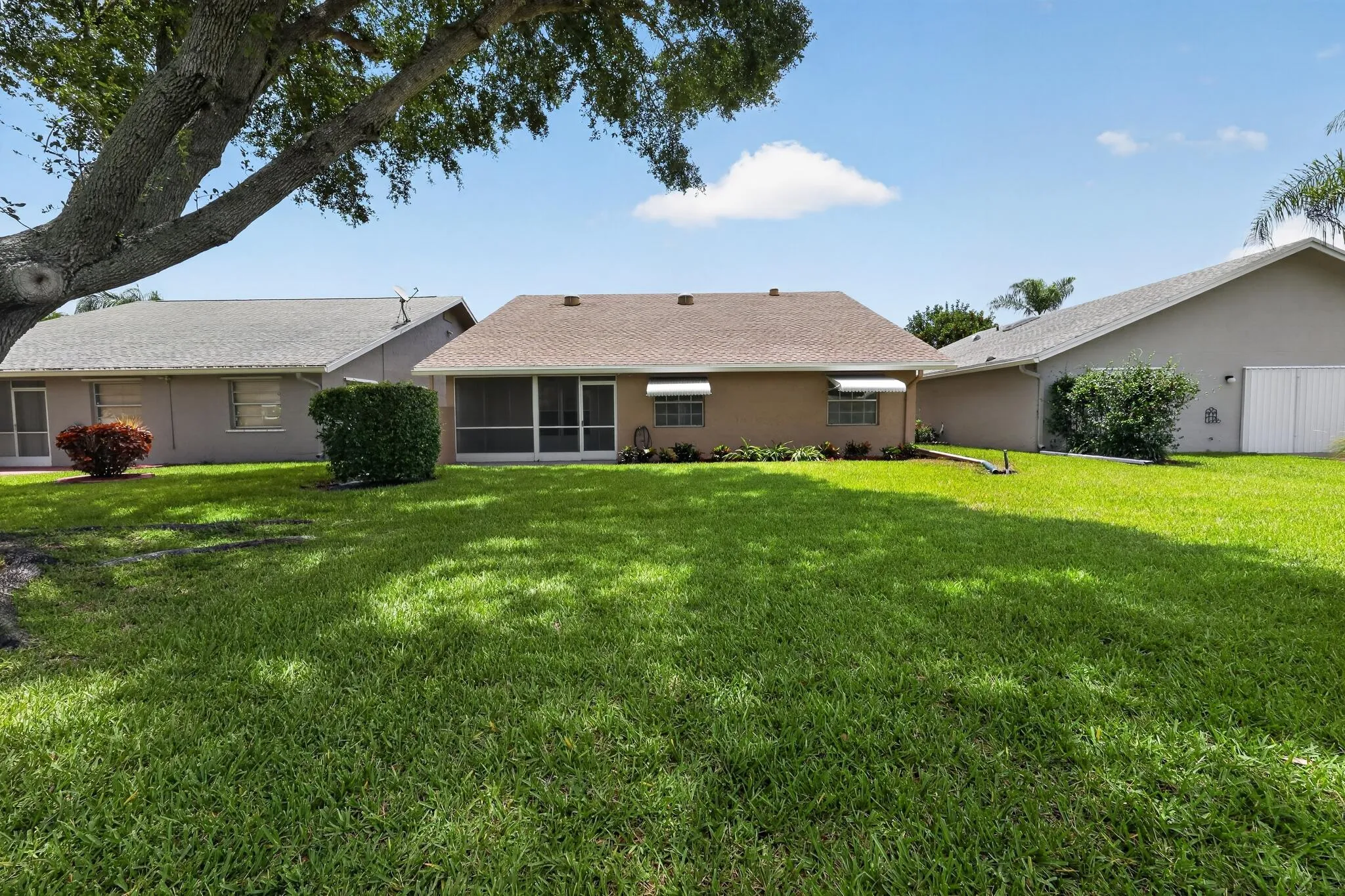 3882_Dafilee_Cir-Exterior-0100