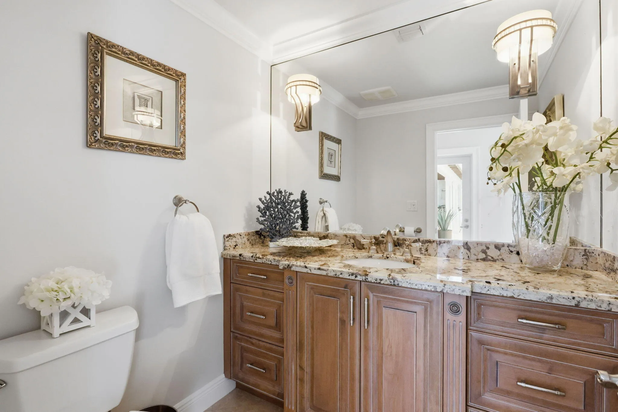 Powder room