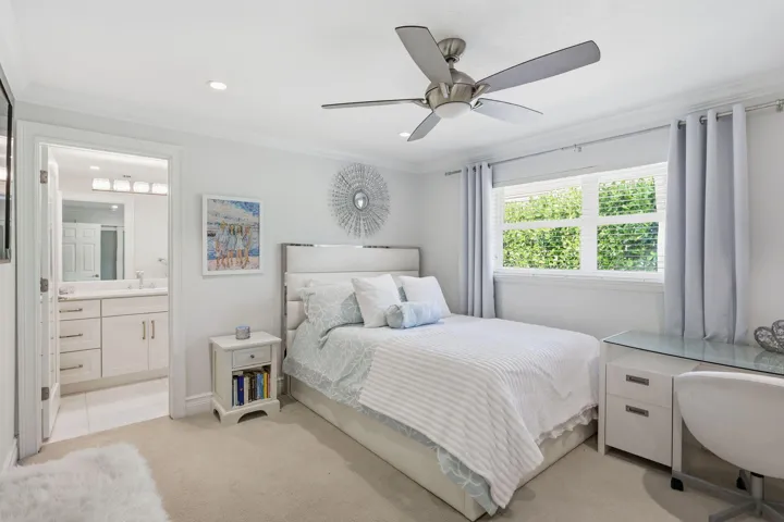 Bedroom 3 en suite