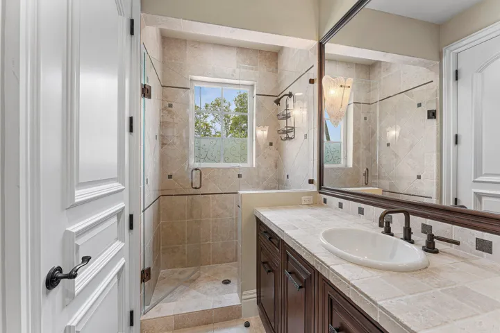 4th full bathroom
