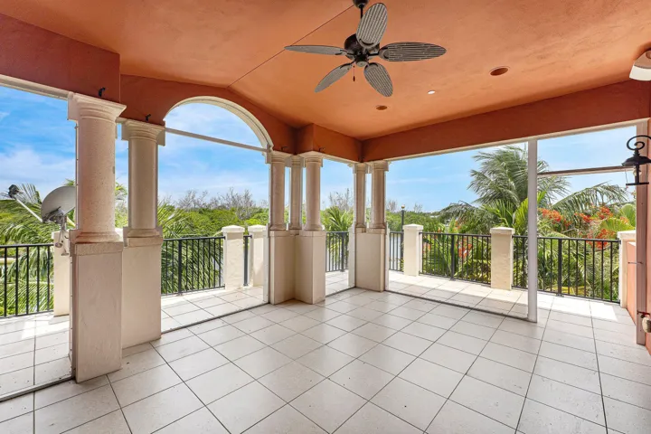 Covered patio off primary suite