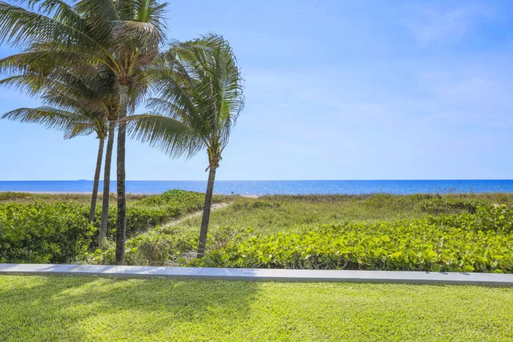 Bermuda High West Beach Club