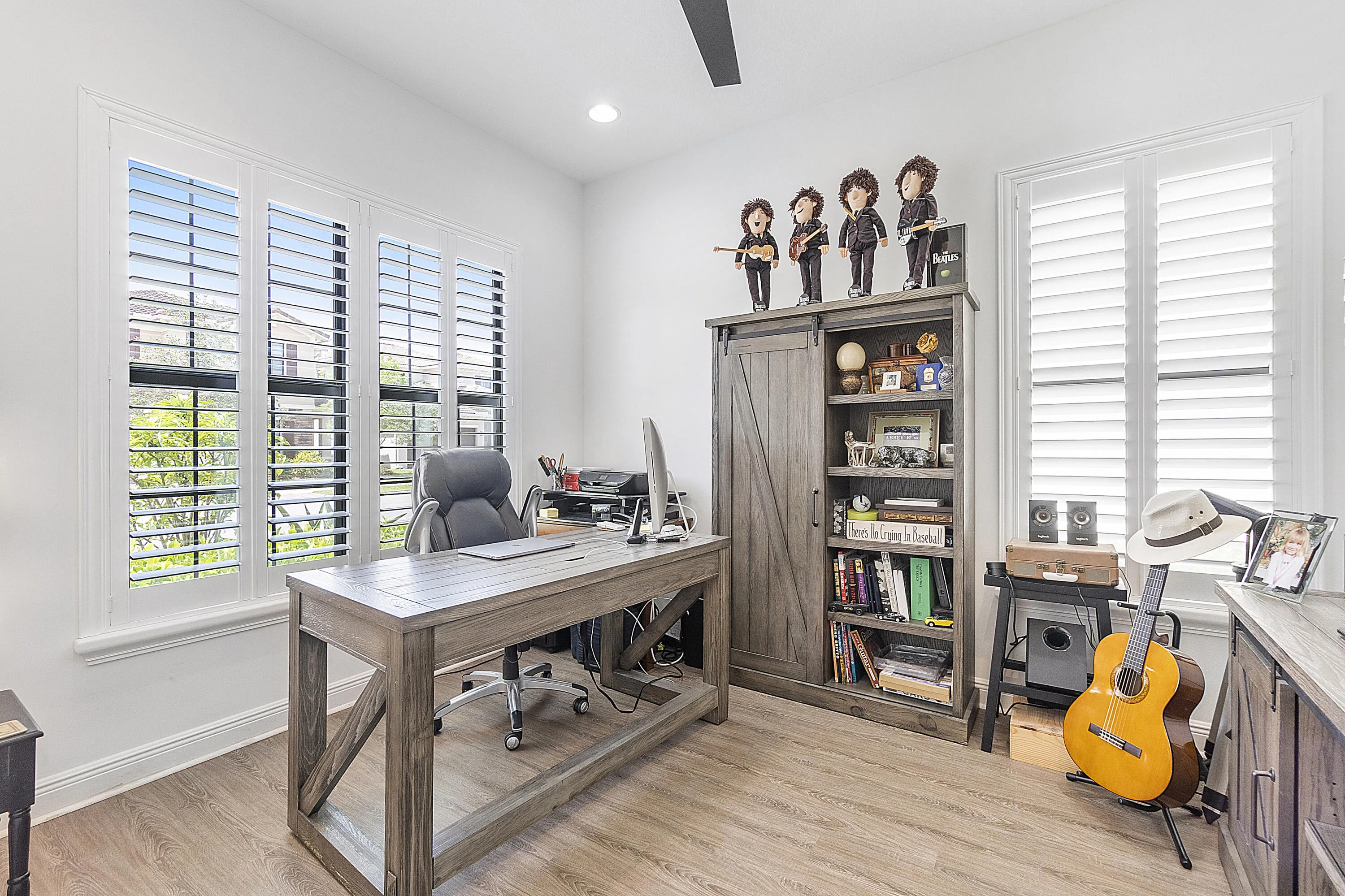 Office2 9013 Nw 39th St_030