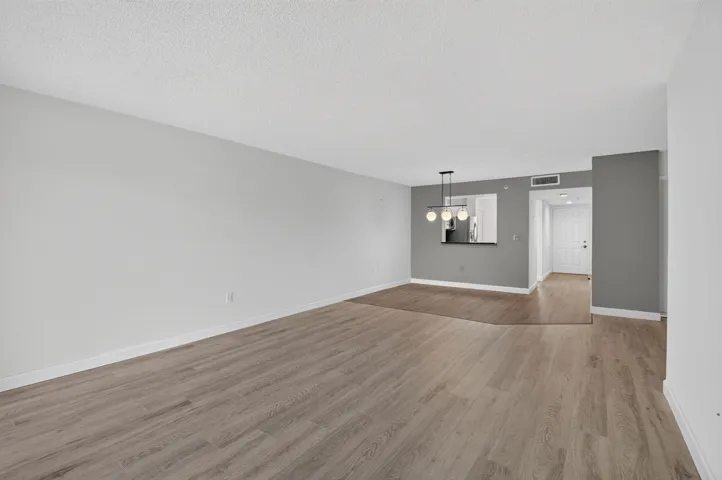 living room/dining room