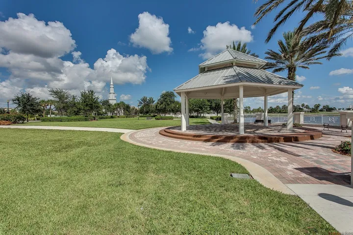 14 Tradition Gazebo
