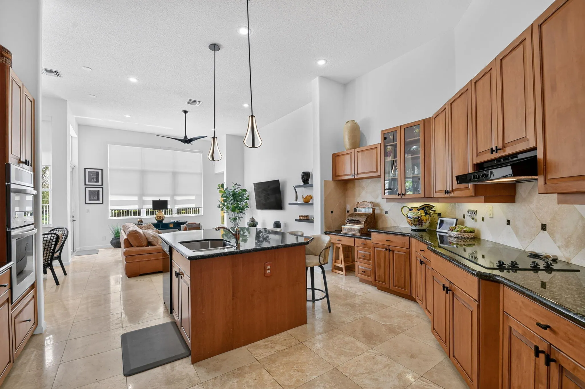 Kitchen 1