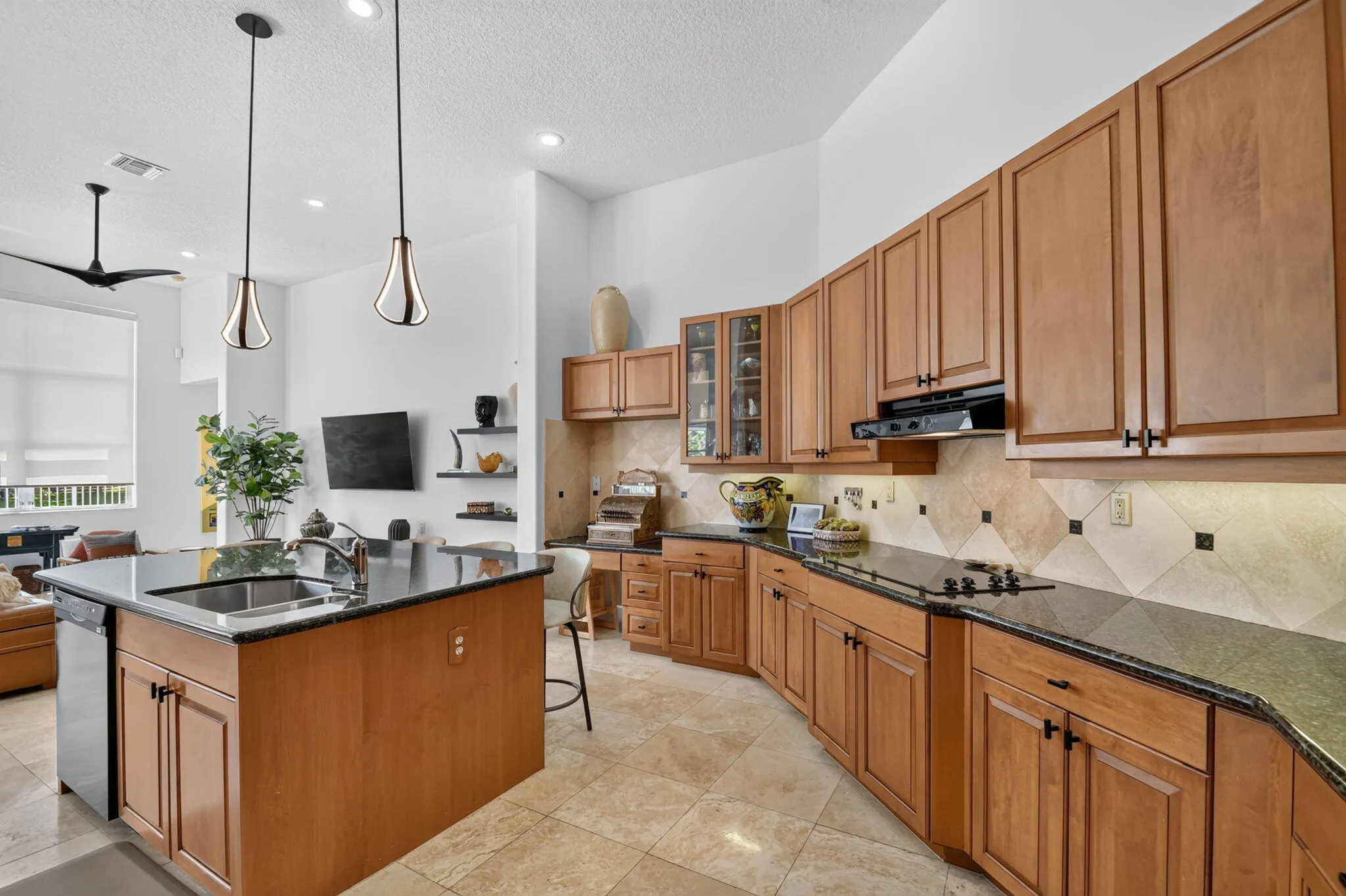 Kitchen 2