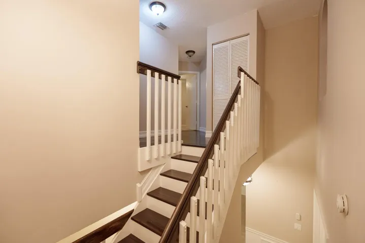 UPSTAIRS LANDING