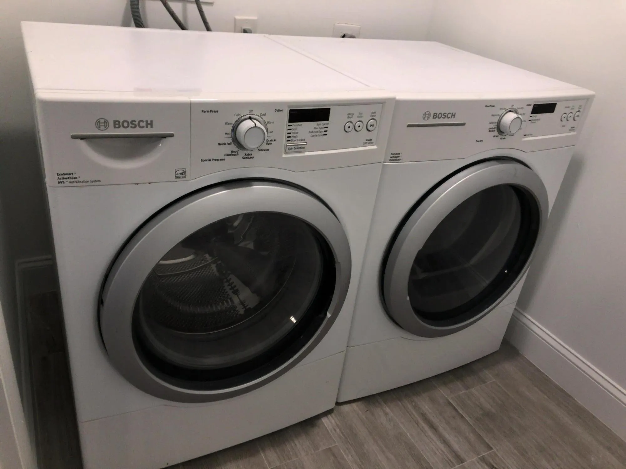 laudry rm in unit