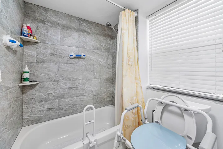 016-5540TamberlaneCircle-221-PalmBeachGa